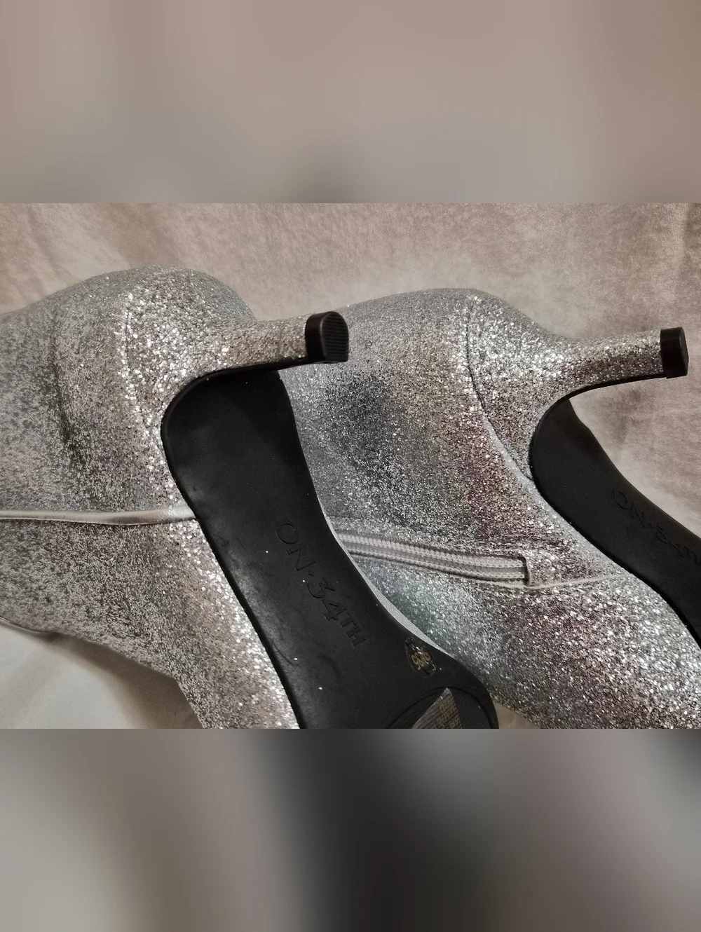 On 43th Aatira Silver Glitter Ankle Boot With Kitten Heel NWOT